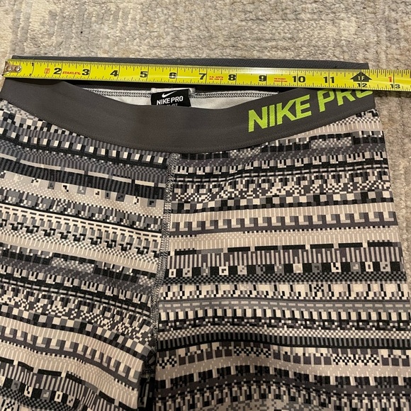 Nike Pro Hyperwarm Training Tights Leggings In Cool Grey/Black/Volt Size Medium - Picture 12 of 14